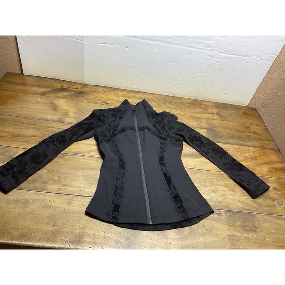 Lululemon Define Jacket Flocked Velvet Black Zip Up Woman’s Sz 4 Special Edition